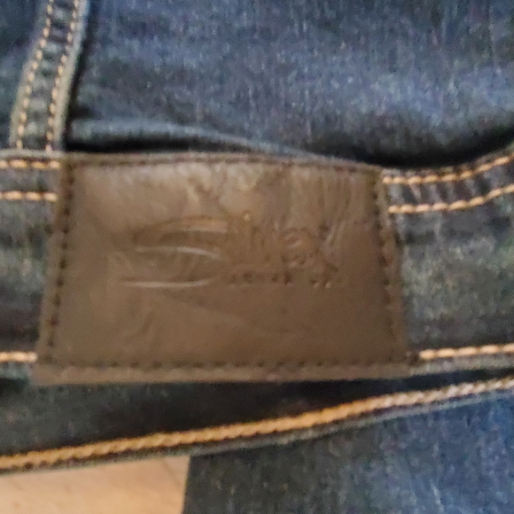 SILVER JEANS EVELYN DARK WASH 250 JACKET L (12-14) - Picture 5 of 5
